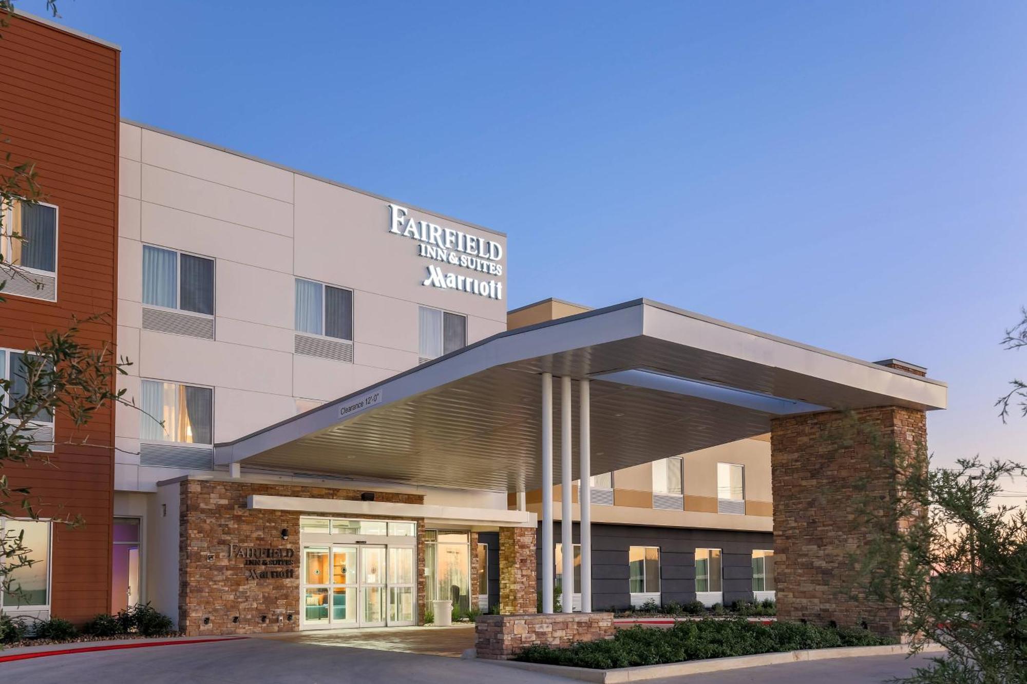 Fairfield Inn & Suites By Marriott Pleasanton Luaran gambar