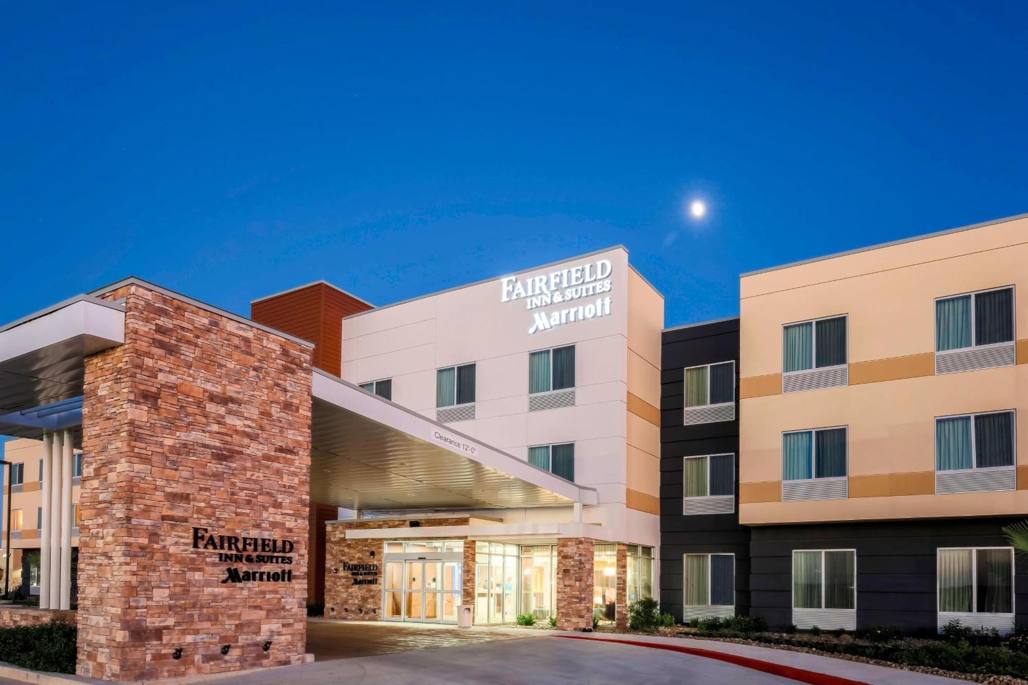 Fairfield Inn & Suites By Marriott Pleasanton Luaran gambar